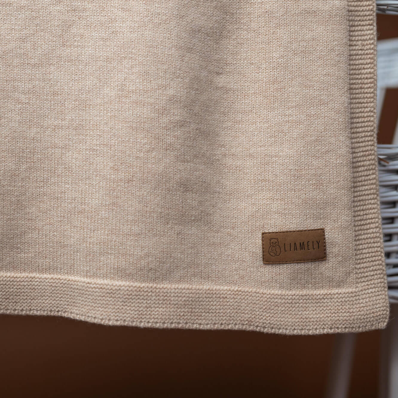 Babydecke aus Merinowolle mit glattem Strickmuster