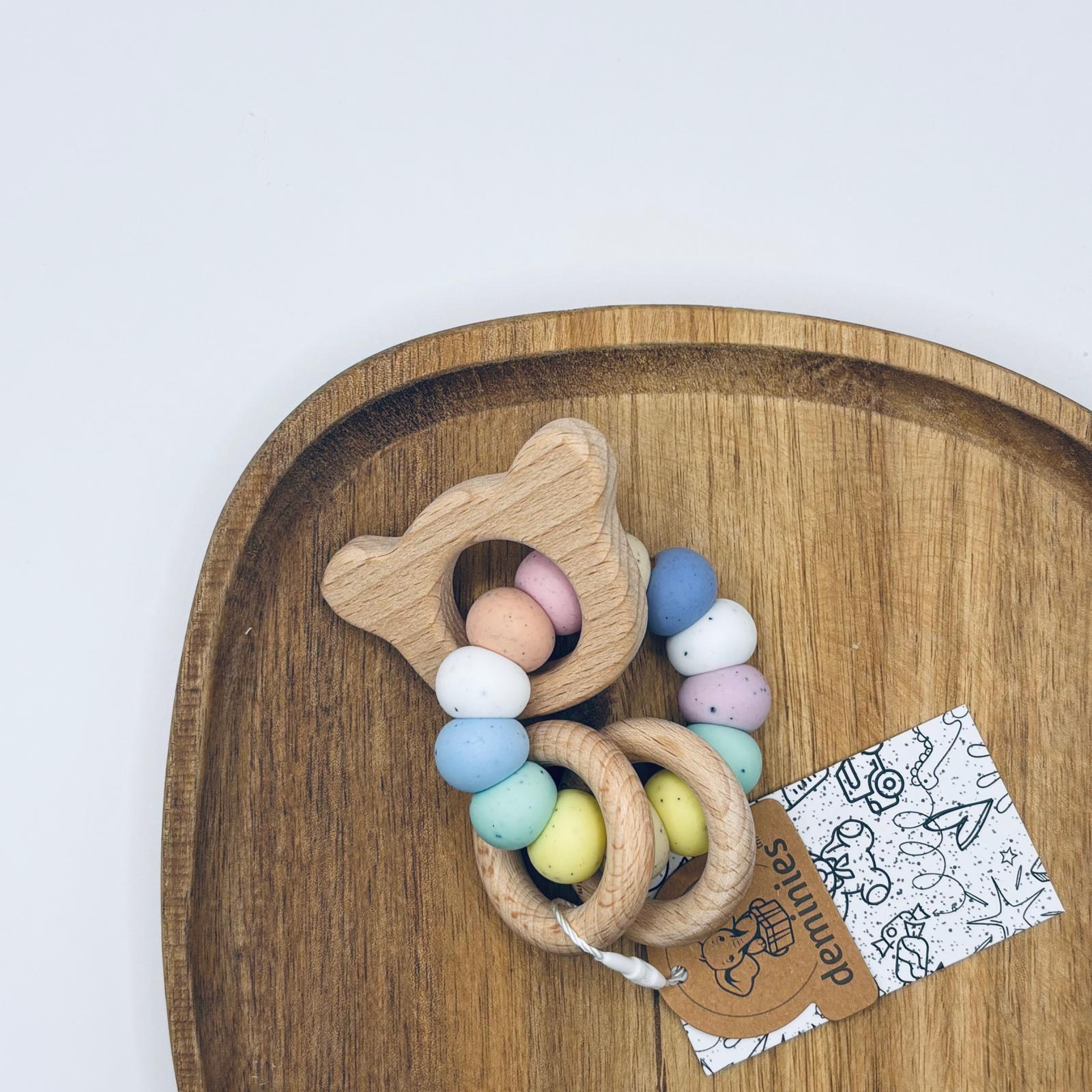 Greifling mit bunten Silikonperlen und einem Holzteddy ohne Personalisierung